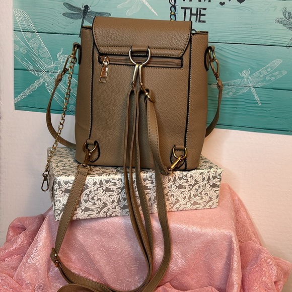 Backpack purse - Picture 3 of 6